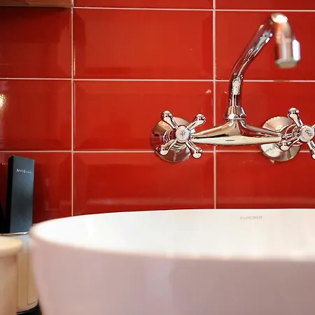 מלון דירות Candy's Boutique