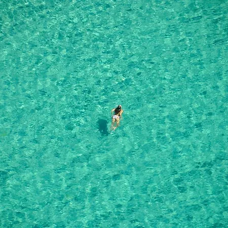 Candy's Boutique 3* אספרובלטה